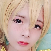 DollyMew Nøgen