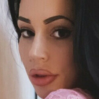 domme_yvonne Nøgen