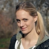 Dora Johannsdottir Nøgen