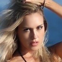 Elena Jole Nøgen