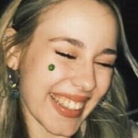 Elena Lagou Nøgen
