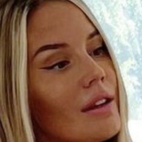 Elin Hendstrom Nøgen