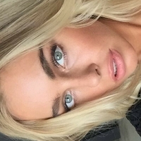 Elisa Turner Nøgen