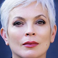 Elizabeth Gracen Nøgen