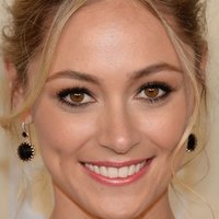 Elizabeth Masucci Nøgen