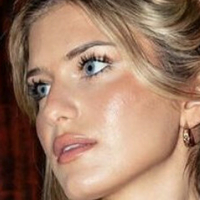 Elizabeth Mousseau Nøgen
