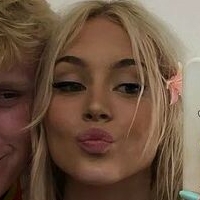 Ella Cecelia Field Nøgen