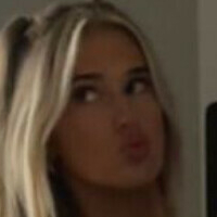 Ella Fredrickson Nøgen