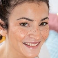 ELLA P Nøgen