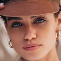 Elle Trowbridge Nøgen
