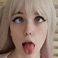 Elles Love Nøgen