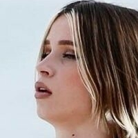 Ellie Gates Nøgen