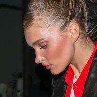 Elsa Hosk Nøgen