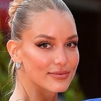 Ema Kovac Nøgen
