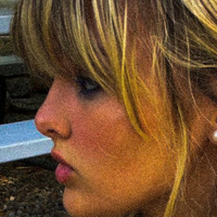 Ember Vail Nøgen