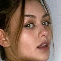 Emilia Lauren Nøgen