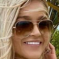 Emily Caitlin Nøgen