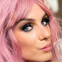 Emily Crossdresser Nøgen