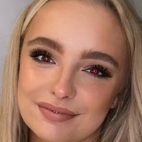 Emily Hewertson Nøgen