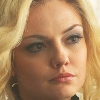 Emily Meade Nøgen
