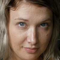 Emily Right Nøgen