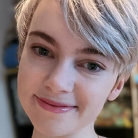 Emma Thorne Nøgen