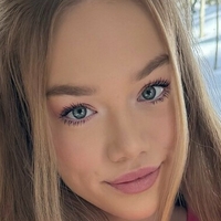 emmabelovedxofree Nøgen