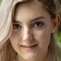 Eva Elvie Nøgen