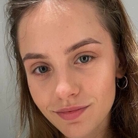 Evelina Kiss Nøgen