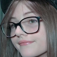 Evie Nøgen