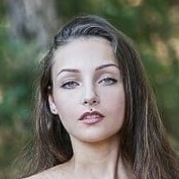 Fabiola Holystone Nøgen