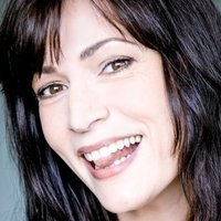 Fannie Brett Nøgen