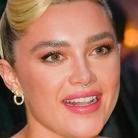 Florence Pugh Deepfake Nøgen