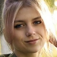 Fox Yuliya Nøgen