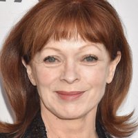 Frances Fisher Nøgen