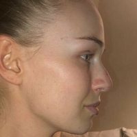 Frederikke Bach Nøgen