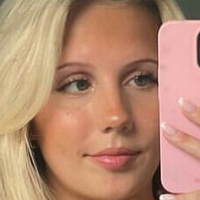 Freja Hillbom Nøgen