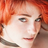 Frenia Nøgen