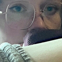 gentleewebb Nøgen