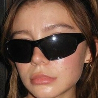 G Hannelius Nøgen