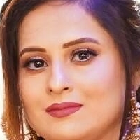Ghazala Faisal Nøgen