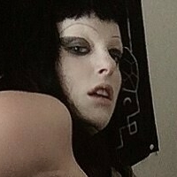 ghost.cvlt Nøgen