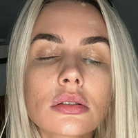 Gigi Allens Nøgen