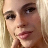 GoGoRocketGirl Nøgen
