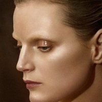 Guinevere Van Seenus Nøgen