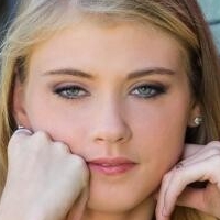 Hannah Hays Nøgen