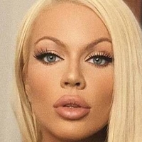 Harley LaVey Nøgen