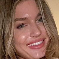 Hayley Maxfield Nøgen