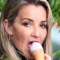 Helen Skelton Nøgen