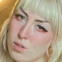 helloyelow Nøgen